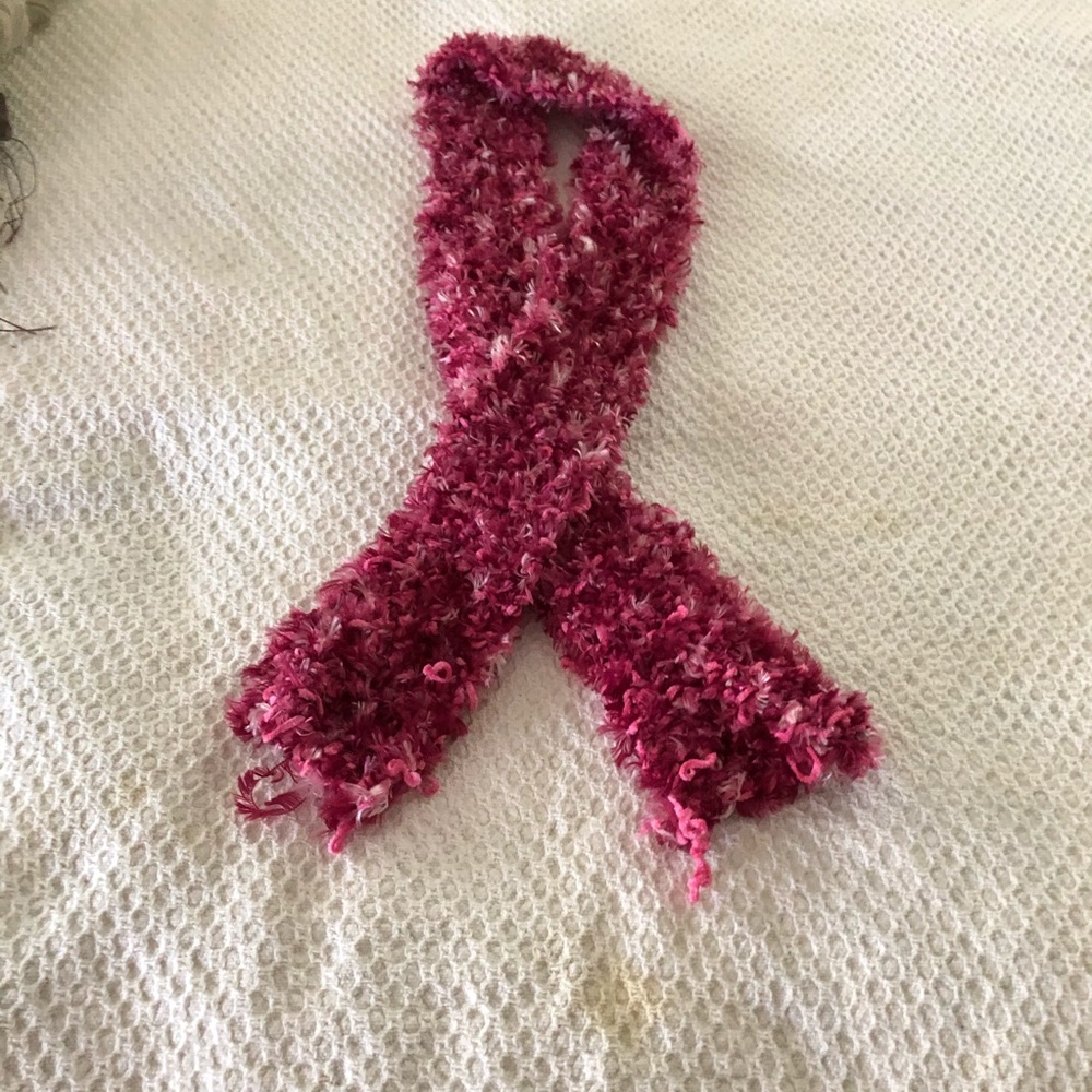 Cranberry scarf